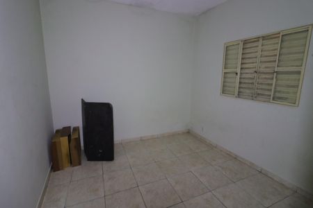 Sala de casa para alugar com 6 quartos, 275m² em Novo Osasco, Osasco