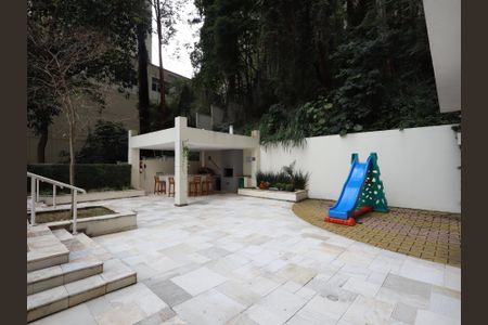 Apartamento à venda com 138m², 3 quartos e 2 vagasÁrea comum - Churrasqueira