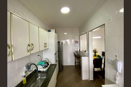 Cozinha de apartamento para alugar com 1 quarto, 82m² em Guilhermina, Praia Grande