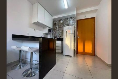 Cozinha de apartamento para alugar com 1 quarto, 66m² em Ouro Preto, Belo Horizonte