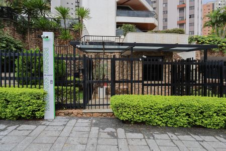 Apartamento para alugar com 232m², 4 quartos e 3 vagas Apartamento para alugar com 232m², 4 quartos e 3 vagasFachada do prédio