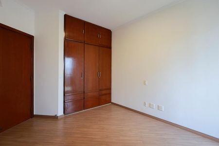 Apartamento para alugar com 232m², 4 quartos e 3 vagas Apartamento para alugar com 232m², 4 quartos e 3 vagasQuarto 1