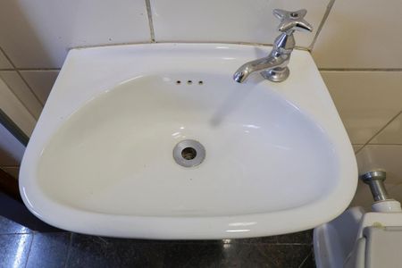 Apartamento para alugar com 232m², 4 quartos e 3 vagas Apartamento para alugar com 232m², 4 quartos e 3 vagasBanheiro de serviço