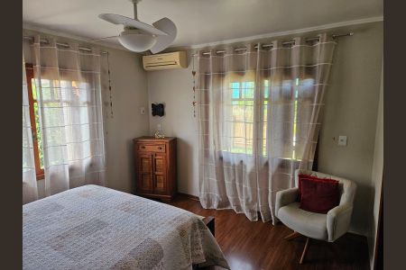 Suíte de casa à venda com 4 quartos, 224m² em Partenon, Porto Alegre