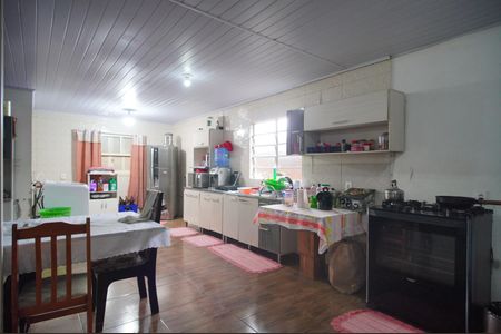 Casa à venda com 126m², 3 quartos e 2 vagasCozinha