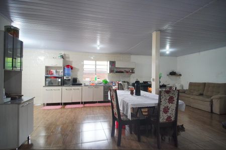 Casa à venda com 126m², 3 quartos e 2 vagasCozinha