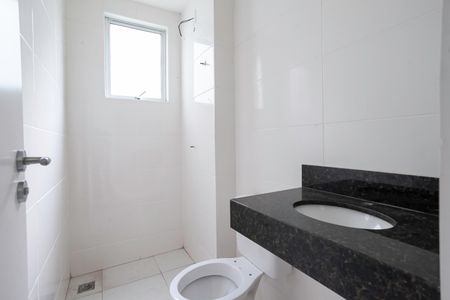 Apartamento à venda com 130m², 2 quartos e 1 vaga Apartamento à venda com 130m², 2 quartos e 1 vagaBanheiro Social