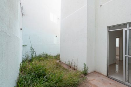 Apartamento à venda com 130m², 2 quartos e 1 vaga Apartamento à venda com 130m², 2 quartos e 1 vagaÁrea Externa