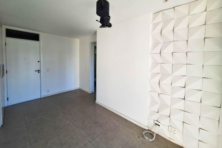 Apartamento à venda com 68m², 2 quartos e 1 vagaSala/Cozinha