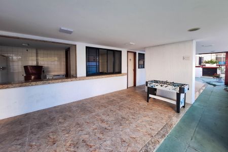 Apartamento à venda com 68m², 2 quartos e 1 vagaÁrea comum