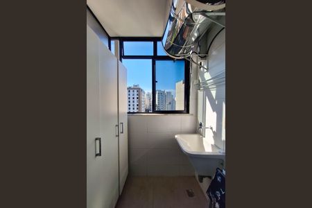 Apartamento à venda com 68m², 2 quartos e 1 vagaÁrea de Serviço