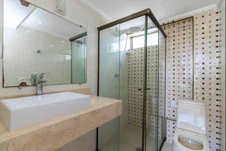 Apartamento à venda com 86m², 3 quartos e 1 vaga Apartamento à venda com 86m², 3 quartos e 1 vagaBanheiro da Suíte