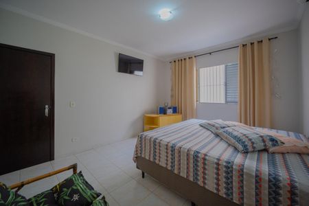 Casa à venda com 248m², 3 quartos e 5 vagas Casa à venda com 248m², 3 quartos e 5 vagasSuíte