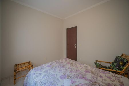 Casa à venda com 248m², 3 quartos e 5 vagas Casa à venda com 248m², 3 quartos e 5 vagasQuarto 1