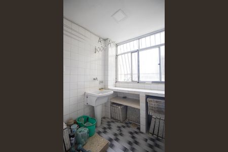 Area de Serviço de apartamento para alugar com 2 quartos, 80m² em Mutua, São Gonçalo