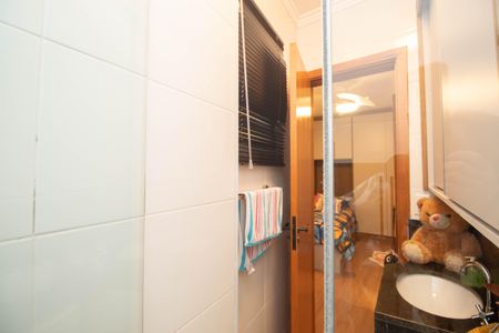 Casa à venda com 200m², 3 quartos e 3 vagasBanheiro da Suíte 2