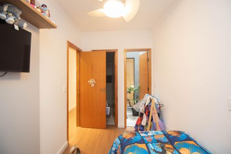 Casa à venda com 200m², 3 quartos e 3 vagasSuíte 2