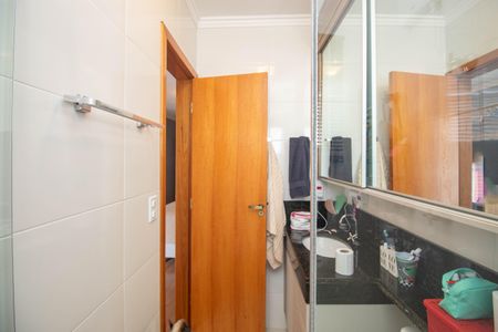 Casa à venda com 200m², 3 quartos e 3 vagasBanheiro da Suíte 1