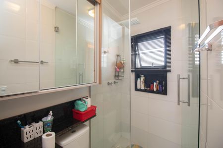 Casa à venda com 200m², 3 quartos e 3 vagasBanheiro da Suíte 1