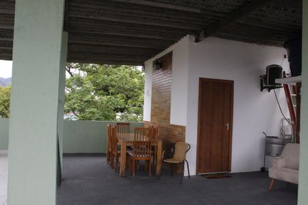 Casa para alugar com 327m², 3 quartos e 2 vagasTerraço