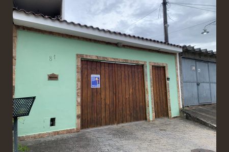 Casa para alugar com 327m², 3 quartos e 2 vagasFachada