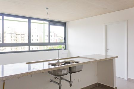 Sala/Cozinha de apartamento à venda com 2 quartos, 143m² em Vila Ipojuca, São Paulo