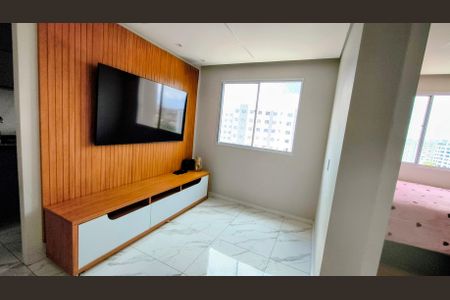 Sala de apartamento à venda com 2 quartos, 38m² em Usina Piratininga, São Paulo