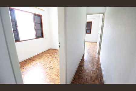 Casa à venda com 157m², 3 quartos e 3 vagasCorredor