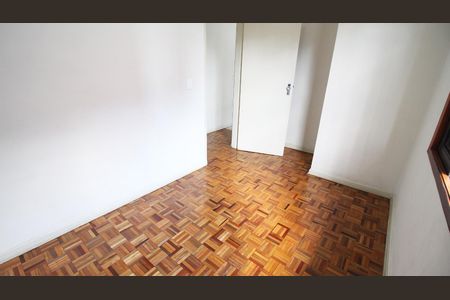 Casa à venda com 157m², 3 quartos e 3 vagasCorredor