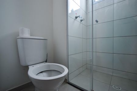Apartamento para alugar com 47m², 2 quartos e sem vaga Apartamento para alugar com 47m², 2 quartos e sem vagaBanheiro
