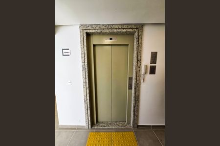 Apartamento para alugar com 47m², 2 quartos e sem vaga Apartamento para alugar com 47m², 2 quartos e sem vagaElevador