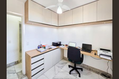 Quarto 1 de apartamento à venda com 3 quartos, 93m² em Castelo, Belo Horizonte