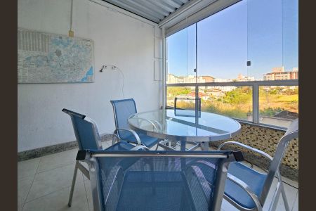 Sala de apartamento à venda com 3 quartos, 93m² em Castelo, Belo Horizonte