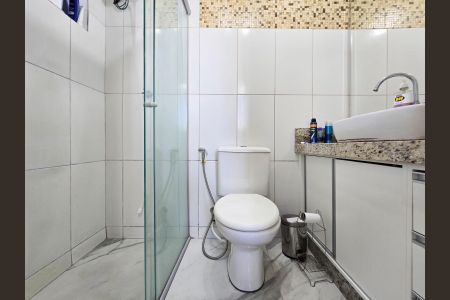 Apartamento à venda com 93m², 3 quartos e 1 vaga Apartamento à venda com 93m², 3 quartos e 1 vagaBanheiro da Suíte