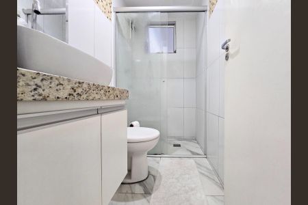 Apartamento à venda com 93m², 3 quartos e 1 vaga Apartamento à venda com 93m², 3 quartos e 1 vagaBanheiro da Suíte