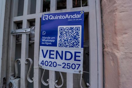 Casa à venda com 98m², 2 quartos e 2 vagas18/10/25 Placa : ZNHJ-413