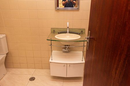 Casa para alugar com 600m², 1 quarto e 2 vagas Casa para alugar com 600m², 1 quarto e 2 vagasBanheiro