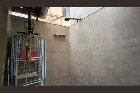 Casa de condomínio para alugar com 65m², 2 quartos e 1 vagaÁrea de Serviço