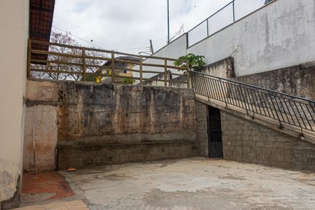 Casa para alugar com 65m², 1 quarto e 1 vaga Casa para alugar com 65m², 1 quarto e 1 vagaQuintal