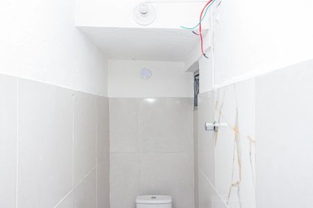 Casa para alugar com 65m², 1 quarto e 1 vaga Casa para alugar com 65m², 1 quarto e 1 vagaBanheiro