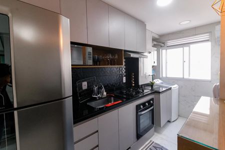 Apartamento à venda com 44m², 2 quartos e sem vaga Apartamento à venda com 44m², 2 quartos e sem vagaCozinha - Armários