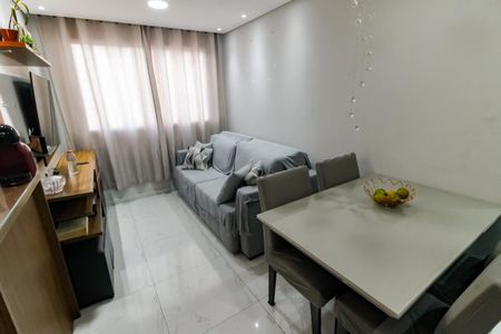 Apartamento à venda com 44m², 2 quartos e sem vaga Apartamento à venda com 44m², 2 quartos e sem vagaSala