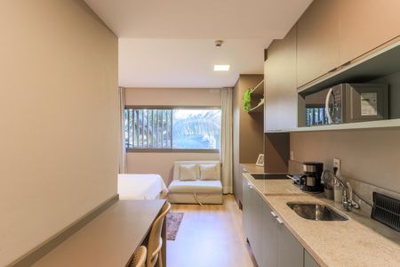 Studio para alugar com 33m², 1 quarto e sem vaga Studio para alugar com 33m², 1 quarto e sem vagaCozinha