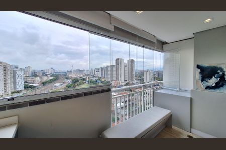 Apartamento à venda com 62m², 2 quartos e 1 vagaVaranda