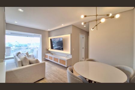 Apartamento à venda com 62m², 2 quartos e 1 vagaSala