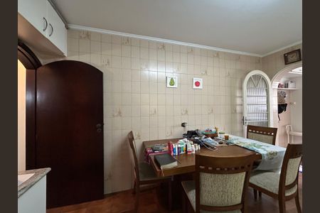 Casa para alugar com 178m², 3 quartos e 2 vagasCozinha