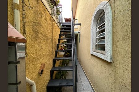 Casa para alugar com 178m², 3 quartos e 2 vagasEscada retrátil