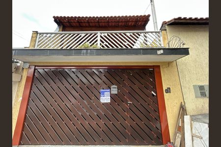 Casa para alugar com 178m², 3 quartos e 2 vagasFachada