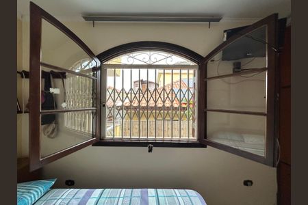 Vista do Quarto 1 de casa para alugar com 3 quartos, 178m² em Vila dos Remedios, São Paulo