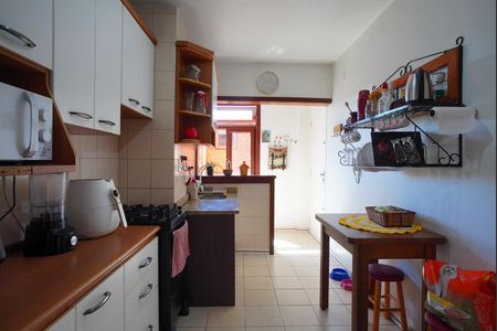 Apartamento para alugar com 74m², 2 quartos e 1 vagaCozinha